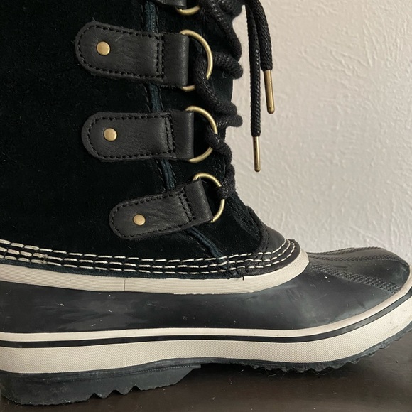 Sorel Joan of Arctic Boots - Picture 10 of 13